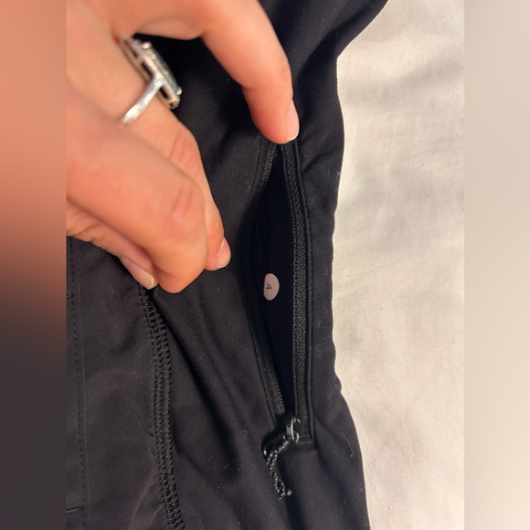 Lululemon shorts - Picture 4 of 4